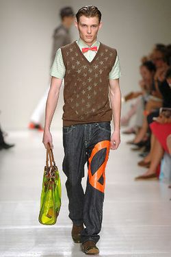 Moschino 08春夏男裝發(fā)布秀 