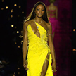 T_ Naomi Cambell