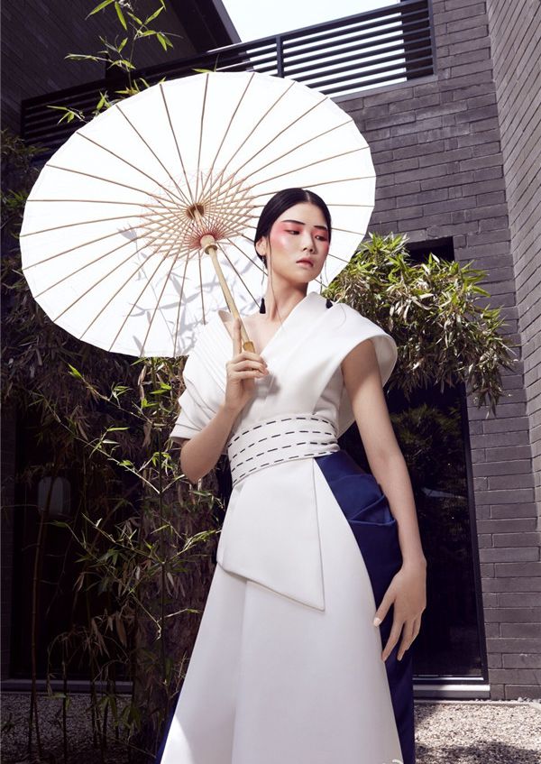李夢琦重回中國古典優(yōu)雅時代